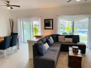 Work in Paradise 3BR 200Mbps Wifi & Bikes & Beach Access
